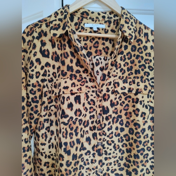 Alfred Sung Brown Leopard Print Button Up Top ~ Size M - Picture 3 of 8